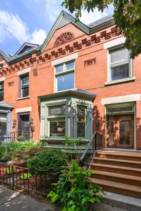 474 W Deming Pl, Chicago, IL 60614