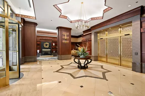 21 E Huron St #3503, Chicago, IL 60611 photo 2
