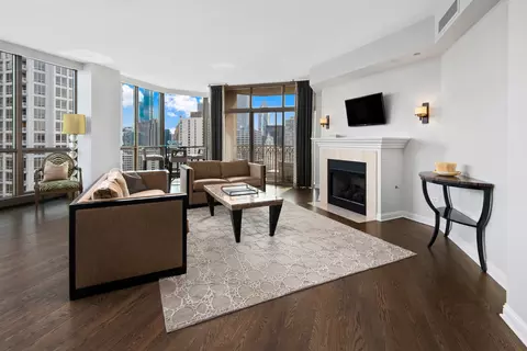 21 E Huron St #3503, Chicago, IL 60611 photo 5