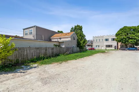 1927 N Leclaire Ave, Chicago, IL 60639