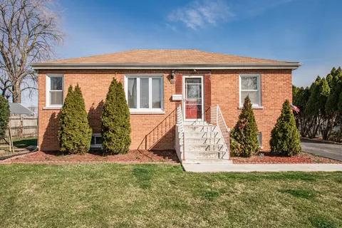 420 Morse Dr, Northlake, IL 60164