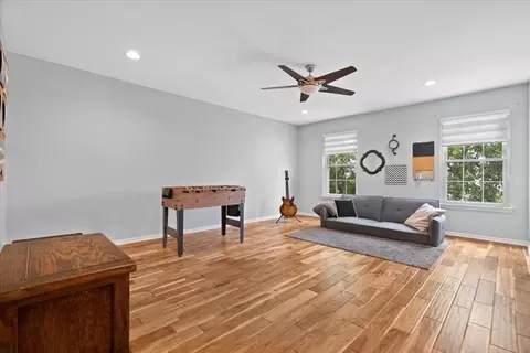 1077 Devon Dr, Antioch, IL 60002 photo 16