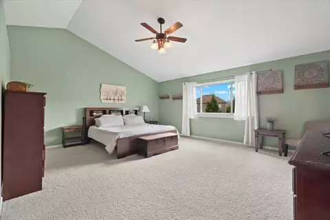 1077 Devon Dr, Antioch, IL 60002 photo 13