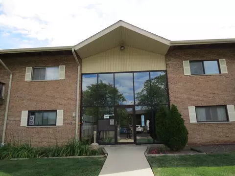7425 Brookdale Dr #2-116, Darien, IL 60561