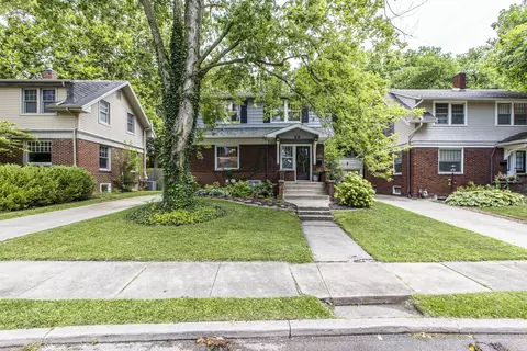 Exterior - 22 Broadway Pl, Normal, IL 61761 photo 8 of 9