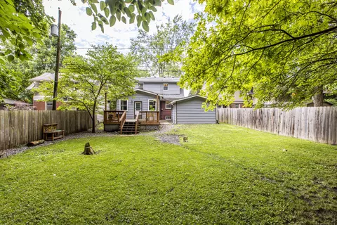 Exterior - 22 Broadway Pl, Normal, IL 61761 photo 5 of 9