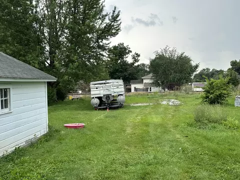 523 E Main St, Morrison, IL 61270 photo 3