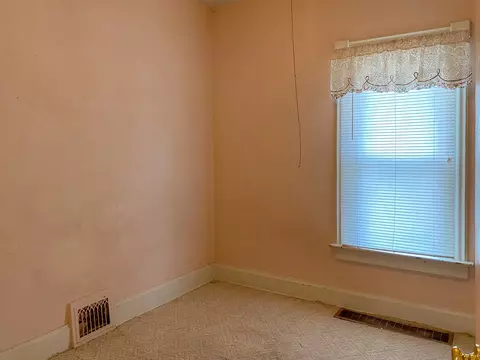 Bedroom - 1049 5th St, Aurora, IL 60505 photo 2 of 2