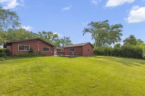 Exterior - 580 Frederick Ln, Hoffman Estates, IL 60169 photo 8 of 8