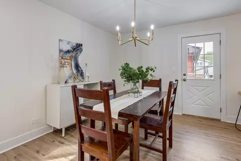 Dining - 580 Frederick Ln, Hoffman Estates, IL 60169 photo 1 of 2