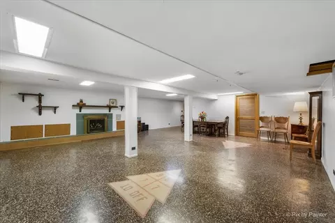 708 Mark Ave, Des Plaines, IL 60016 photo 29