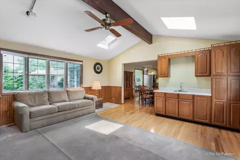 708 Mark Ave, Des Plaines, IL 60016 photo 16