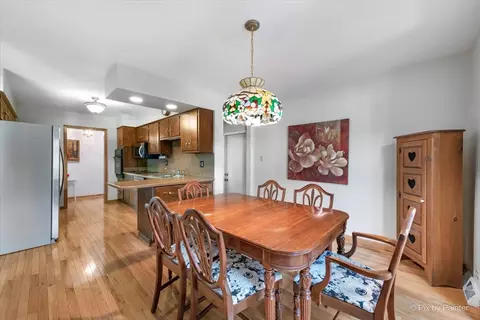 708 Mark Ave, Des Plaines, IL 60016 photo 13