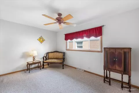 708 Mark Ave, Des Plaines, IL 60016 photo 19