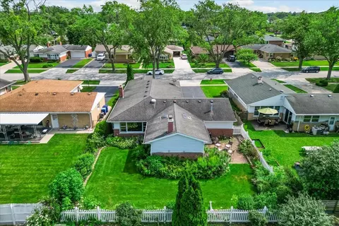 708 Mark Ave, Des Plaines, IL 60016 photo 38