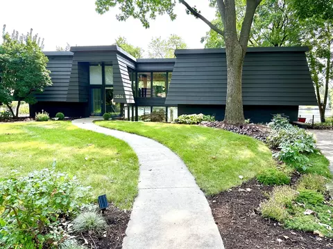 1814 Maynard Dr, Champaign, IL 61822