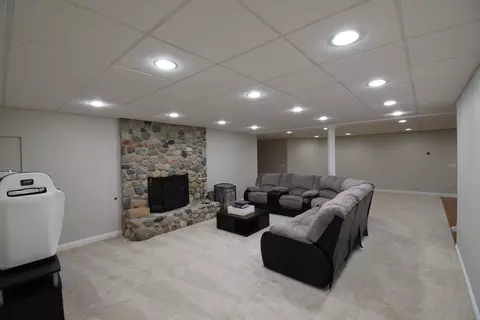 Living - 29 W023 Bode Rd, Elgin, IL 60120 photo 5 of 6
