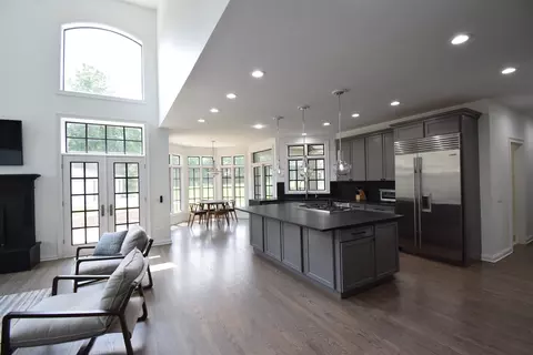 Kitchen - 29 W023 Bode Rd, Elgin, IL 60120 photo 1 of 9