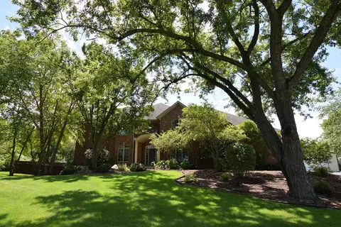 Exterior - 29 W023 Bode Rd, Elgin, IL 60120 photo 3 of 11