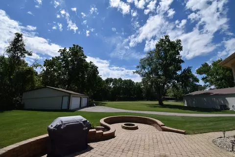 Exterior - 29 W023 Bode Rd, Elgin, IL 60120 photo 5 of 11
