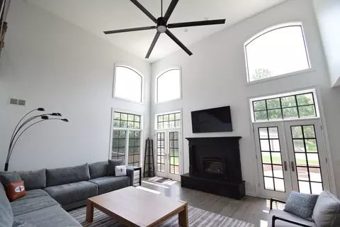 Living - 29 W023 Bode Rd, Elgin, IL 60120 photo 3 of 6