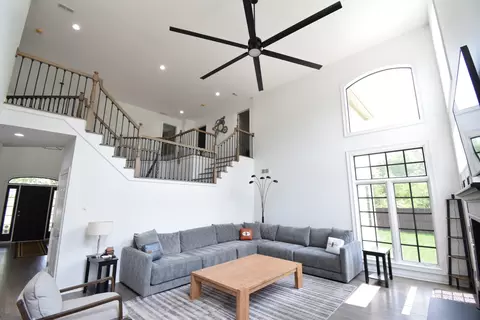 Living - 29 W023 Bode Rd, Elgin, IL 60120 photo 1 of 6