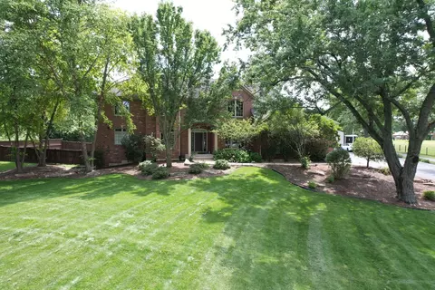 Exterior - 29 W023 Bode Rd, Elgin, IL 60120 photo 4 of 11