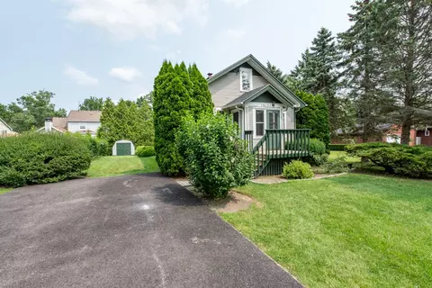 38173 N Harper Rd, Beach Park, IL 60087