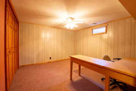 829 Sutton Pl, Freeport, IL 61032 photo 17