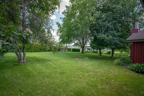 829 Sutton Pl, Freeport, IL 61032 photo 20