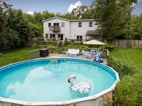 Exterior - 4711 Devon Ave, Lisle, IL 60532 photo 3 of 10