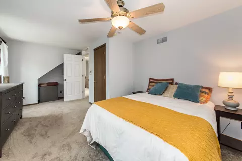 Bedroom - 4711 Devon Ave, Lisle, IL 60532 photo 4 of 5