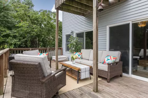 Exterior - 4711 Devon Ave, Lisle, IL 60532 photo 8 of 10