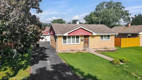 11404 S Nashville Ave, Worth, IL 60482
