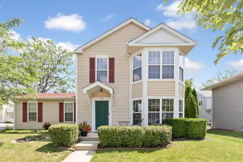 928 Serendipity Dr, Aurora, IL 60504