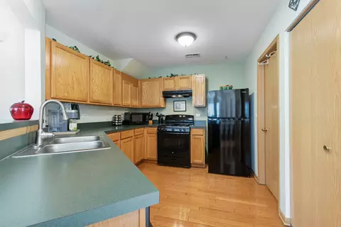 928 Serendipity Dr, Aurora, IL 60504 photo 6