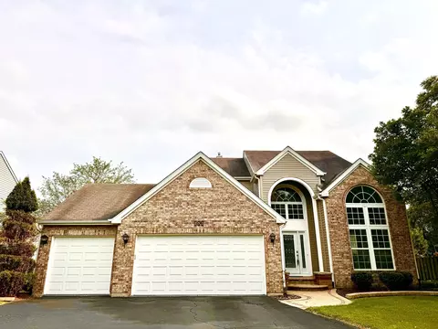 252 Dallas Dr, Bartlett, IL 60103