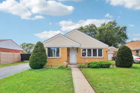 10854 S Pulaski Rd, Oak Lawn, IL 60453