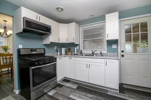 Kitchen - 1165 S 8th Ave, Kankakee, IL 60901 photo 1 of 1