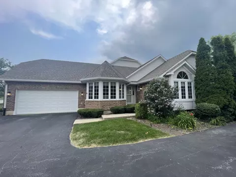 13762 Steeples Rd #13762, Lemont, IL 60439