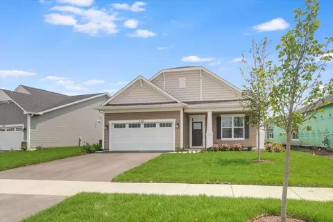 312 Dennis Ln, Oswego, IL 60543