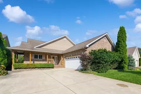 157 Brookhollow Ct #57, Michigan City, IN 46360