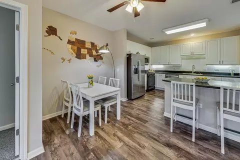 640 Mchenry Rd #203, Wheeling, IL 60090 photo 16