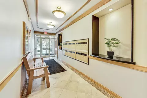 640 Mchenry Rd #203, Wheeling, IL 60090 photo 8