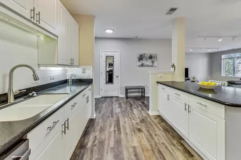 640 Mchenry Rd #203, Wheeling, IL 60090 photo 21