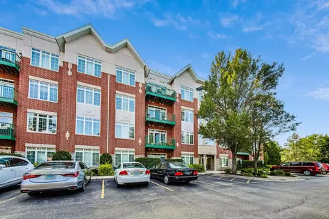 640 Mchenry Rd #203, Wheeling, IL 60090 photo 4