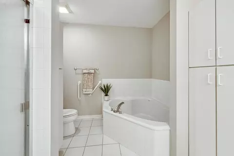 640 Mchenry Rd #203, Wheeling, IL 60090 photo 27