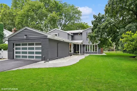 804 Boal Pkwy, Winnetka, IL 60093