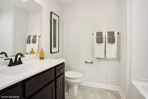 277 Masters Dr, Addison, IL 60101 photo 13