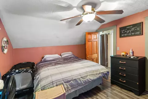 Bedroom - 815 Madison Ave, Dixon, IL 61021 photo 1 of 2